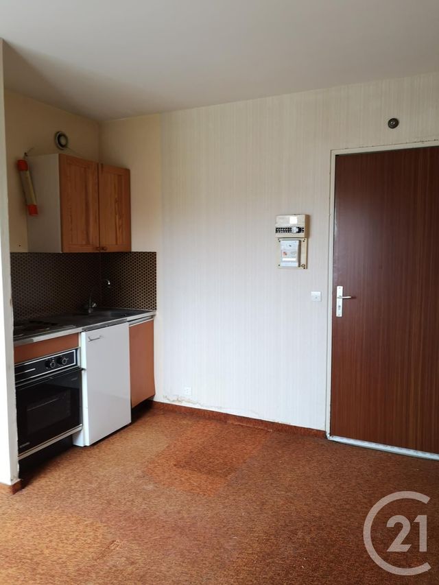 Appartement F1 à vendre - 1 pièce - 21.2 m2 - VILLERS SUR MER - 14 - BASSE-NORMANDIE - Century 21 Frédéric Bagot Appartement F1 à vendre - 1 pièce - 21.2 m2 - VILLERS SUR MER - 14 - BASSE-NORMANDIE - Century 21 Frédéric Bagot