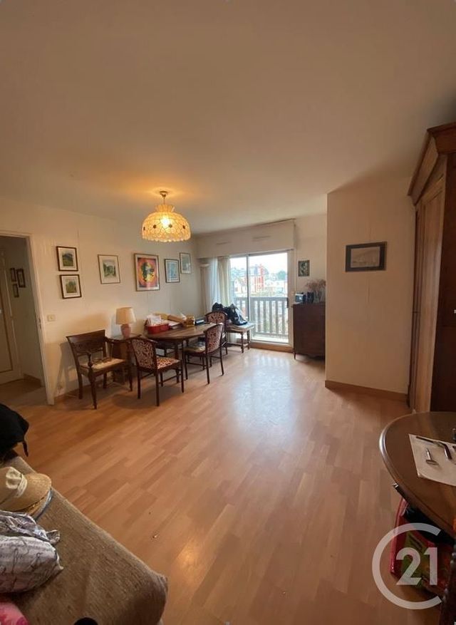 Afficher la photo en grand Appartement F2 à vendre - 2 pièces - 38.7 m2 - VILLERS SUR MER - 14 - BASSE-NORMANDIE - Century 21 Frédéric Bagot
