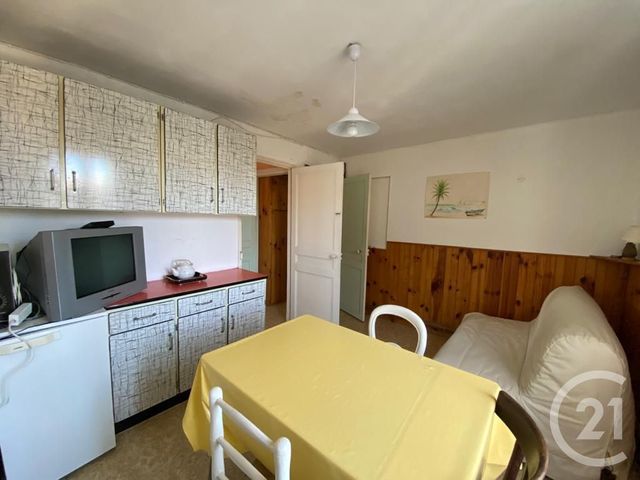 Appartement F2 à vendre - 2 pièces - 29.95 m2 - VILLERS SUR MER - 14 - BASSE-NORMANDIE - Century 21 Frédéric Bagot Appartement F2 à vendre - 2 pièces - 29.95 m2 - VILLERS SUR MER - 14 - BASSE-NORMANDIE - Century 21 Frédéric Bagot