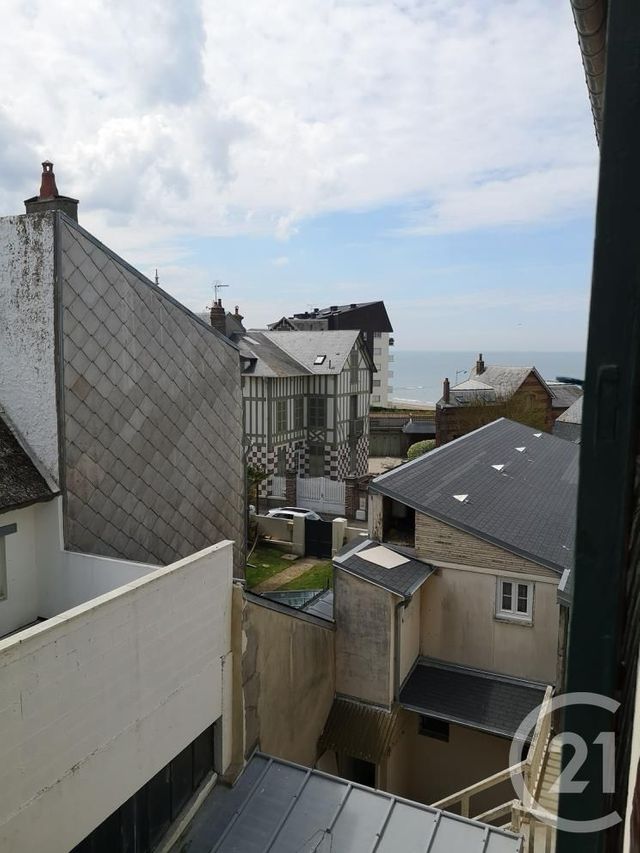 Appartement F2 à vendre - 2 pièces - 29.95 m2 - VILLERS SUR MER - 14 - BASSE-NORMANDIE - Century 21 Frédéric Bagot Appartement F2 à vendre - 2 pièces - 29.95 m2 - VILLERS SUR MER - 14 - BASSE-NORMANDIE - Century 21 Frédéric Bagot