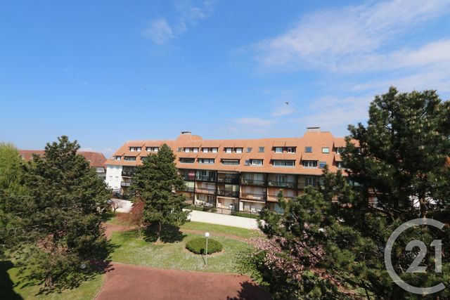 Appartement F2 à vendre - 2 pièces - 30.67 m2 - VILLERS SUR MER - 14 - BASSE-NORMANDIE - Century 21 Frédéric Bagot Appartement F2 à vendre - 2 pièces - 30.67 m2 - VILLERS SUR MER - 14 - BASSE-NORMANDIE - Century 21 Frédéric Bagot