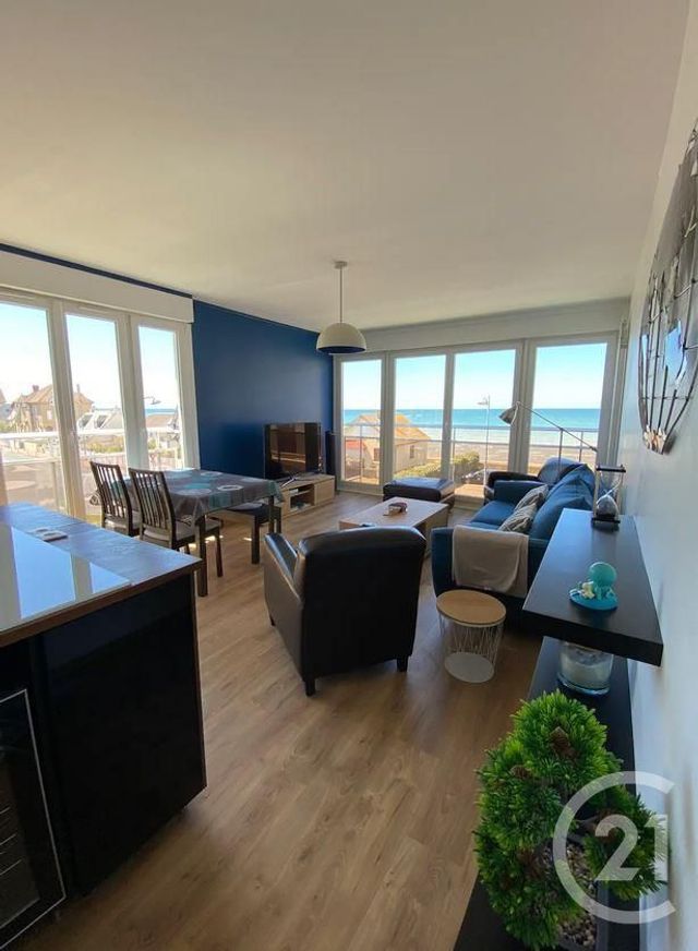 appartement à louer - 2 pièces - 47.0 m2 - VILLERS SUR MER - 14 - BASSE-NORMANDIE - Century 21 Bagot Immobilier