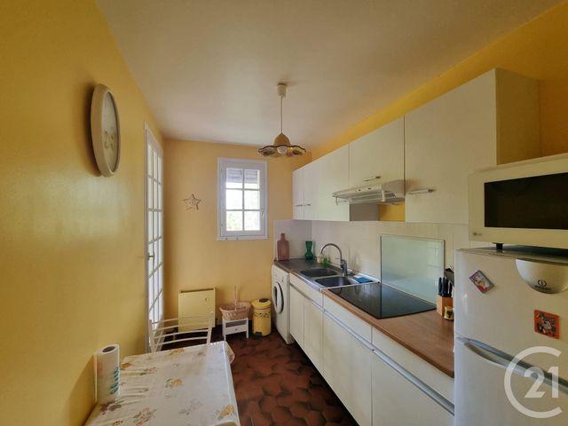 Afficher la photo en grand Appartement F3 à vendre - 3 pièces - 61.72 m2 - VILLERS SUR MER - 14 - BASSE-NORMANDIE - Century 21 Bagot Immobilier