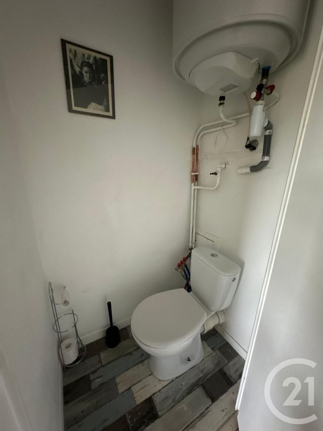 Appartement F1 à louer - 1 pièce - 28.0 m2 - VILLERS SUR MER - 14 - BASSE-NORMANDIE - Century 21 Bagot Immobilier