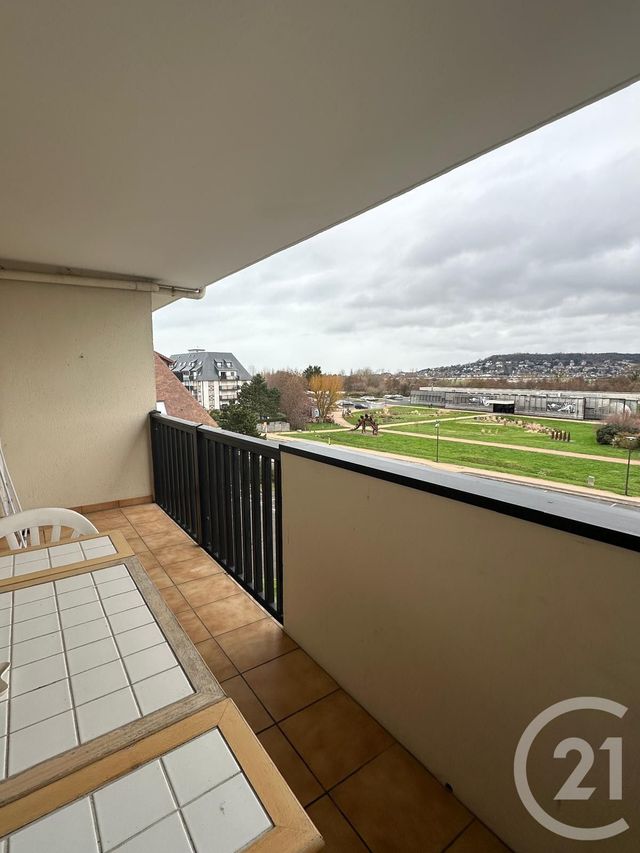 Appartement F1 à louer - 1 pièce - 28.0 m2 - VILLERS SUR MER - 14 - BASSE-NORMANDIE - Century 21 Bagot Immobilier