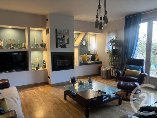 maison à vendre - 6 pièces - 144.46 m2 - EQUEMAUVILLE - 14 - BASSE-NORMANDIE - Century 21 Bagot Immobilier