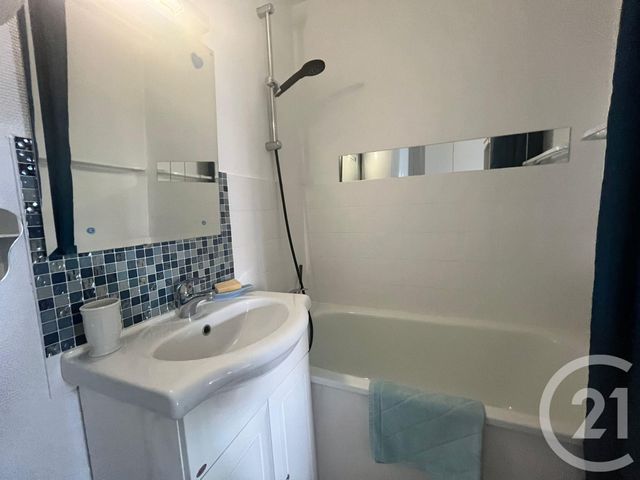 Appartement F2 à louer - 2 pièces - 27.29 m2 - VILLERS SUR MER - 14 - BASSE-NORMANDIE - Century 21 Bagot Immobilier