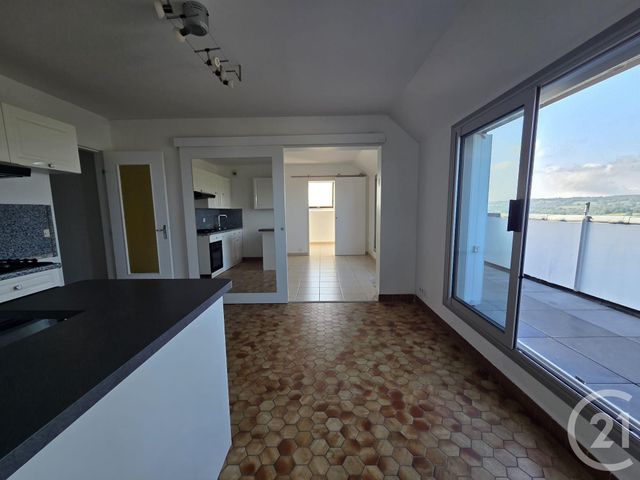 Appartement à vendre - 4 pièces - 47.0 m2 - BLONVILLE SUR MER - 14 - BASSE-NORMANDIE - Century 21 Bagot Immobilier