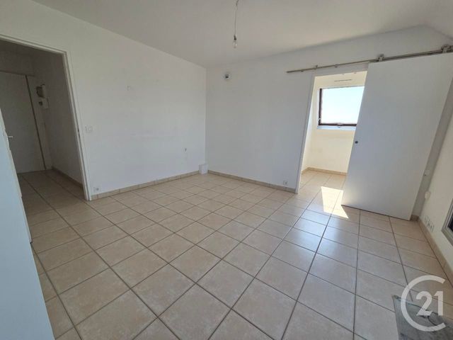 Appartement à vendre - 4 pièces - 47.0 m2 - BLONVILLE SUR MER - 14 - BASSE-NORMANDIE - Century 21 Bagot Immobilier