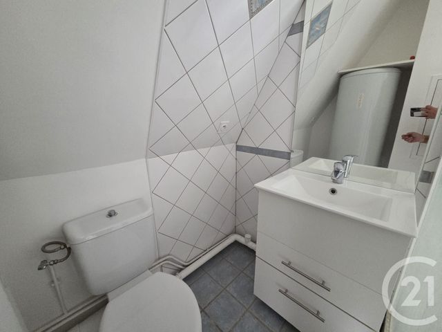 Appartement à vendre - 4 pièces - 47.0 m2 - BLONVILLE SUR MER - 14 - BASSE-NORMANDIE - Century 21 Bagot Immobilier