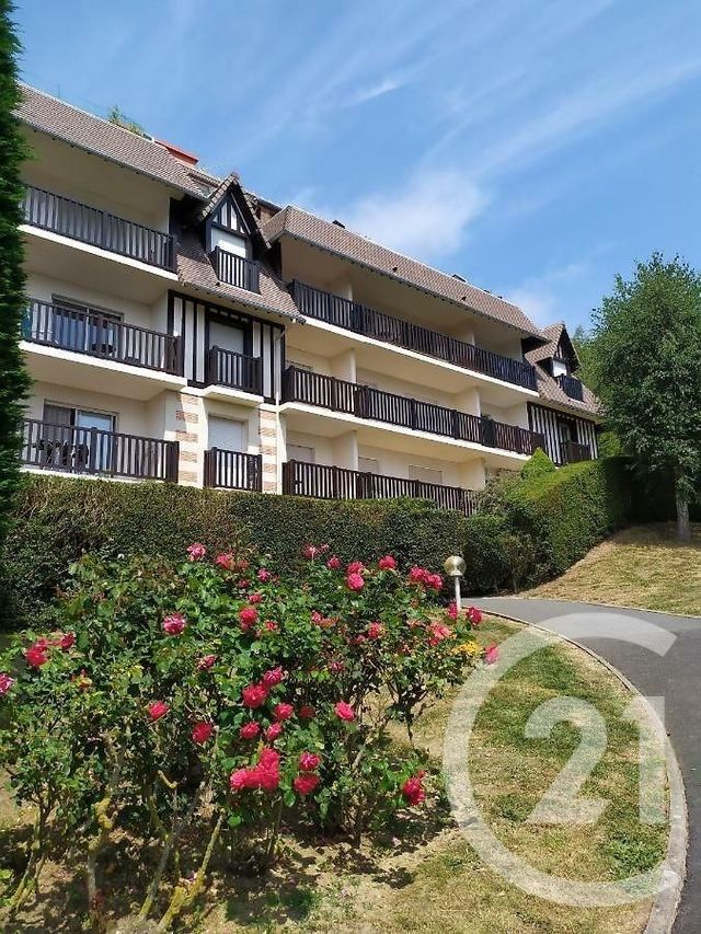 Appartement F2 à louer - 2 pièces - 28.0 m2 - BLONVILLE SUR MER - 14 - BASSE-NORMANDIE - Century 21 Bagot Immobilier
