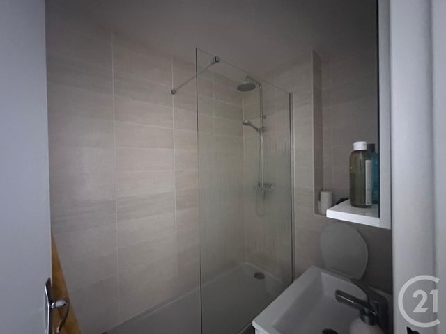 Appartement F2 à louer - 2 pièces - 28.0 m2 - BLONVILLE SUR MER - 14 - BASSE-NORMANDIE - Century 21 Bagot Immobilier