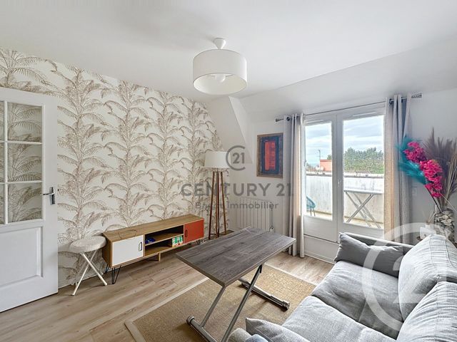 Appartement F2 à louer - 2 pièces - 28.0 m2 - BLONVILLE SUR MER - 14 - BASSE-NORMANDIE - Century 21 Bagot Immobilier