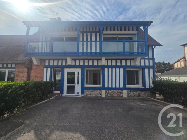 Appartement à vendre - 4 pièces - 86.0 m2 - BLONVILLE SUR MER - 14 - BASSE-NORMANDIE - Century 21 Bagot Immobilier