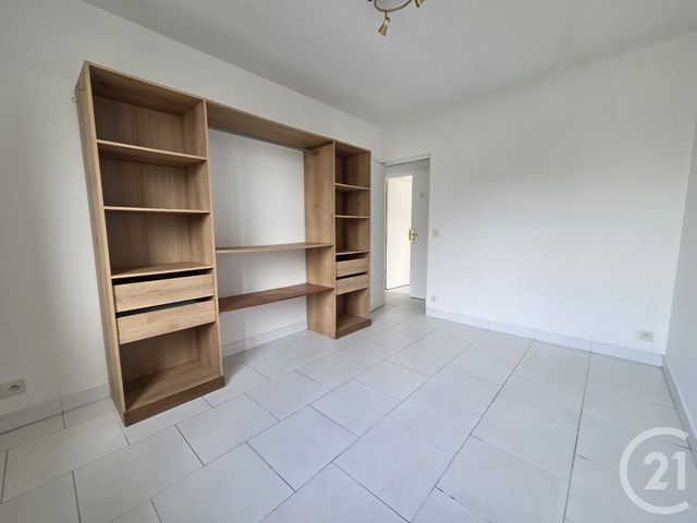 Appartement à vendre - 4 pièces - 86.0 m2 - BLONVILLE SUR MER - 14 - BASSE-NORMANDIE - Century 21 Bagot Immobilier