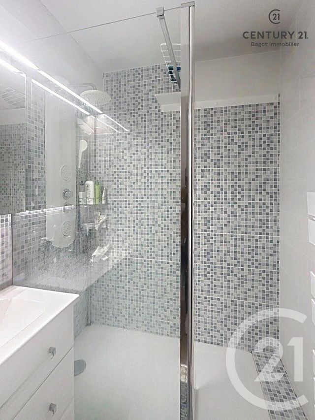 Appartement à louer - 2 pièces - 24.75 m2 - VILLERS SUR MER - 14 - BASSE-NORMANDIE - Century 21 Bagot Immobilier