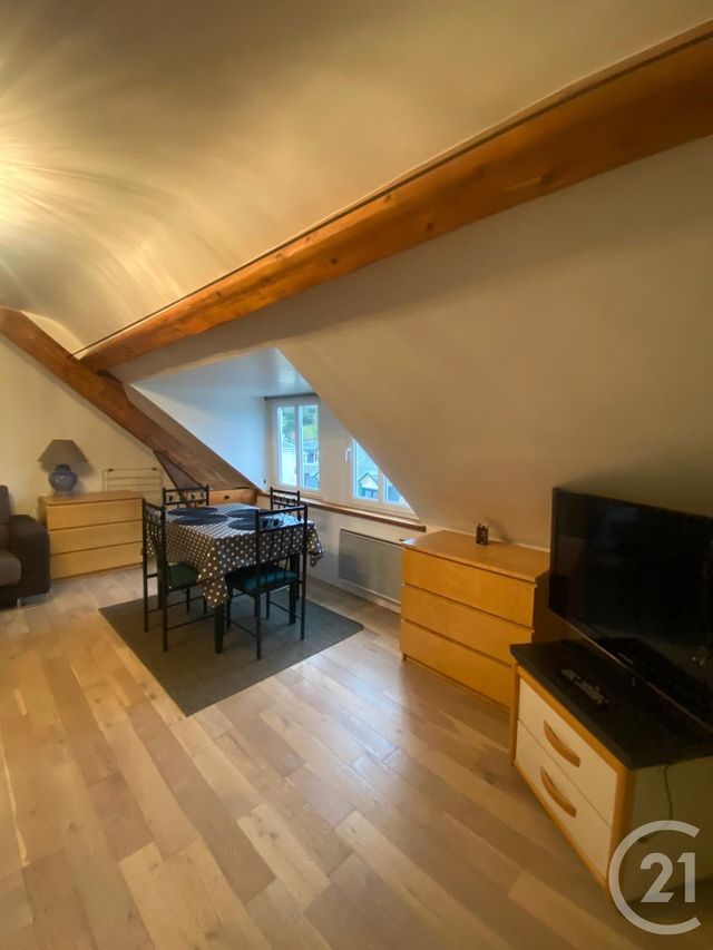 Appartement F1 à louer - 1 pièce - 30.55 m2 - VILLERS SUR MER - 14 - BASSE-NORMANDIE - Century 21 Bagot Immobilier