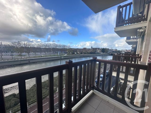 Appartement Studio à louer - 1 pièce - 30.0 m2 - TROUVILLE SUR MER - 14 - BASSE-NORMANDIE - Century 21 Bagot Immobilier