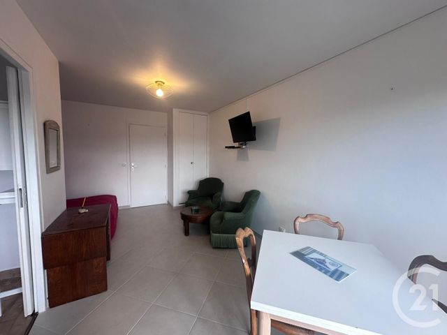 Appartement Studio à louer - 1 pièce - 30.0 m2 - TROUVILLE SUR MER - 14 - BASSE-NORMANDIE - Century 21 Bagot Immobilier