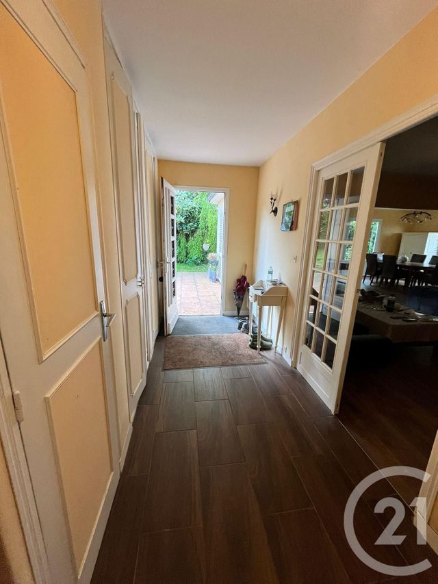 maison à louer - 6 pièces - 160.0 m2 - GONNEVILLE SUR MER - 14 - BASSE-NORMANDIE - Century 21 Bagot Immobilier