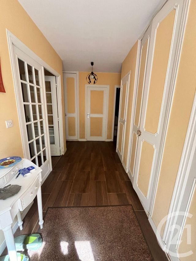 maison à louer - 6 pièces - 160.0 m2 - GONNEVILLE SUR MER - 14 - BASSE-NORMANDIE - Century 21 Bagot Immobilier