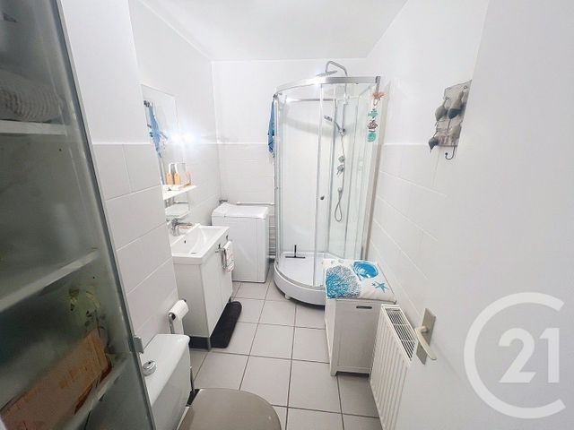 Appartement F1 à vendre - 1 pièce - 29.31 m2 - BLONVILLE SUR MER - 14 - BASSE-NORMANDIE - Century 21 Bagot Immobilier