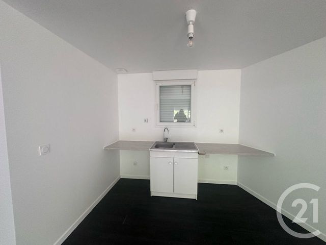 maison à louer - 5 pièces - 55.0 m2 - VILLERS SUR MER - 14 - BASSE-NORMANDIE - Century 21 Bagot Immobilier