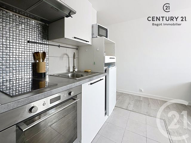 Appartement F2 à louer - 2 pièces - 27.0 m2 - VILLERS SUR MER - 14 - BASSE-NORMANDIE - Century 21 Bagot Immobilier