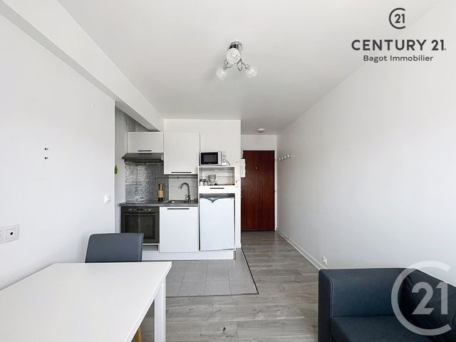Appartement F2 à louer - 2 pièces - 27.0 m2 - VILLERS SUR MER - 14 - BASSE-NORMANDIE - Century 21 Bagot Immobilier
