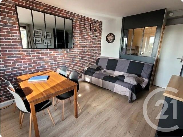 Appartement Studio à louer - 1 pièce - 20.4 m2 - BLONVILLE SUR MER - 14 - BASSE-NORMANDIE - Century 21 Bagot Immobilier