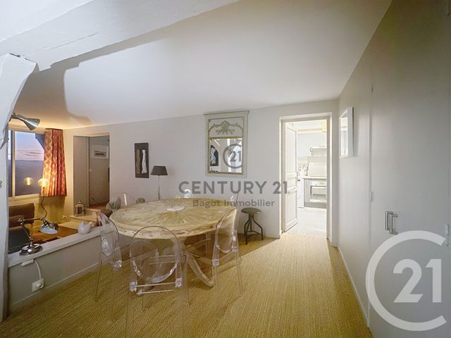 Appartement à louer - 5 pièces - 70.0 m2 - TOURGEVILLE - 14 - BASSE-NORMANDIE - Century 21 Bagot Immobilier