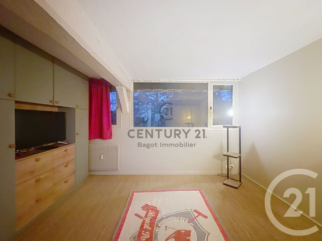 Appartement à louer - 5 pièces - 70.0 m2 - TOURGEVILLE - 14 - BASSE-NORMANDIE - Century 21 Bagot Immobilier