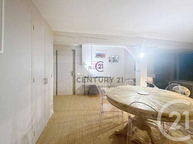 Appartement à louer - 5 pièces - 70.0 m2 - TOURGEVILLE - 14 - BASSE-NORMANDIE - Century 21 Bagot Immobilier