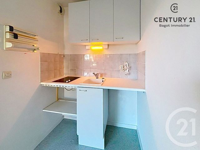 Appartement F2 à louer - 2 pièces - 30.0 m2 - VILLERS SUR MER - 14 - BASSE-NORMANDIE - Century 21 Bagot Immobilier