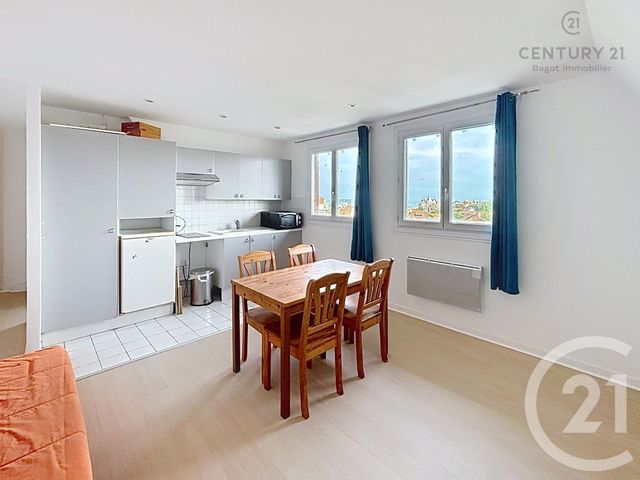 Appartement F2 à louer - 2 pièces - 28.9 m2 - VILLERS SUR MER - 14 - BASSE-NORMANDIE - Century 21 Bagot Immobilier