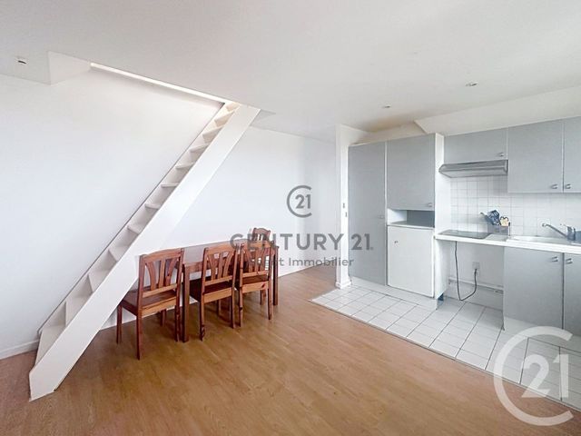 Appartement F2 à louer - 2 pièces - 28.9 m2 - VILLERS SUR MER - 14 - BASSE-NORMANDIE - Century 21 Bagot Immobilier