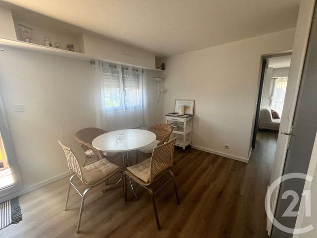 Appartement F2 à louer - 2 pièces - 41.0 m2 - VILLERS SUR MER - 14 - BASSE-NORMANDIE - Century 21 Bagot Immobilier