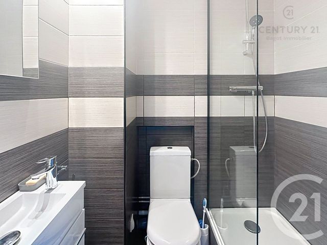 Appartement Studio à louer - 1 pièce - 20.08 m2 - BLONVILLE SUR MER - 14 - BASSE-NORMANDIE - Century 21 Bagot Immobilier
