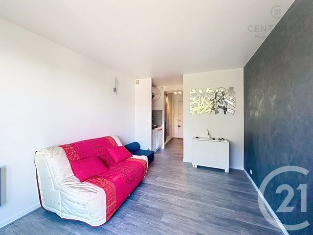 Appartement Studio à louer - 1 pièce - 20.08 m2 - BLONVILLE SUR MER - 14 - BASSE-NORMANDIE - Century 21 Bagot Immobilier