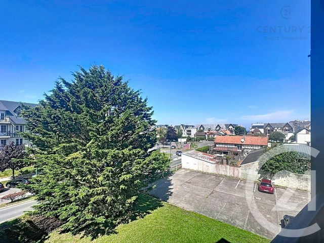 Appartement Studio à louer BLONVILLE SUR MER
