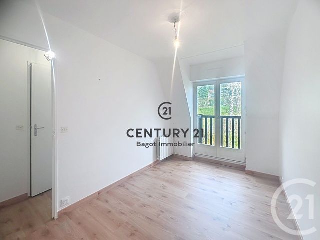 Appartement F3 à louer - 3 pièces - 47.6 m2 - BLONVILLE SUR MER - 14 - BASSE-NORMANDIE - Century 21 Bagot Immobilier