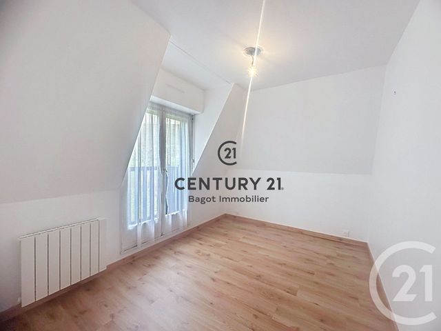 Appartement F3 à louer - 3 pièces - 47.6 m2 - BLONVILLE SUR MER - 14 - BASSE-NORMANDIE - Century 21 Bagot Immobilier