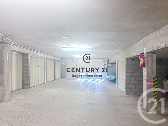 Appartement F3 à louer - 3 pièces - 47.6 m2 - BLONVILLE SUR MER - 14 - BASSE-NORMANDIE - Century 21 Bagot Immobilier