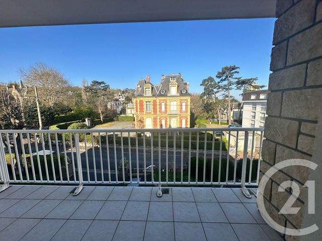 Appartement F1 à louer - 1 pièce - 35.0 m2 - VILLERS SUR MER - 14 - BASSE-NORMANDIE - Century 21 Bagot Immobilier