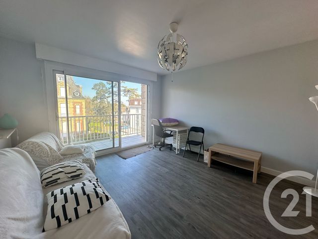 Appartement F1 à louer - 1 pièce - 35.0 m2 - VILLERS SUR MER - 14 - BASSE-NORMANDIE - Century 21 Bagot Immobilier
