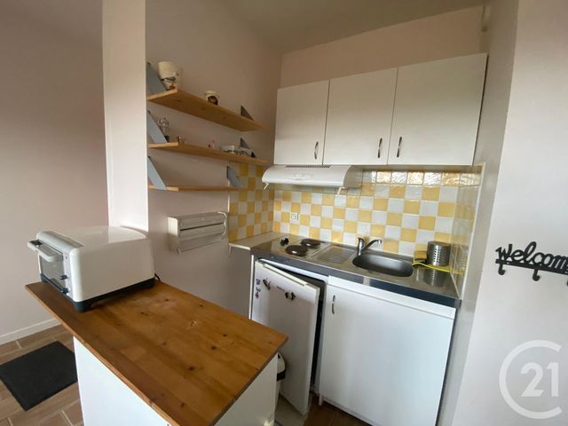 Appartement F2 à louer - 2 pièces - 32.0 m2 - VILLERS SUR MER - 14 - BASSE-NORMANDIE - Century 21 Bagot Immobilier