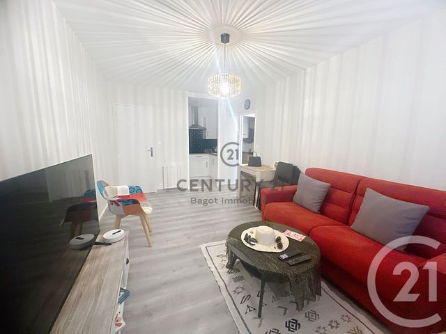 Appartement F2 à louer - 2 pièces - 35.71 m2 - VILLERS SUR MER - 14 - BASSE-NORMANDIE - Century 21 Bagot Immobilier