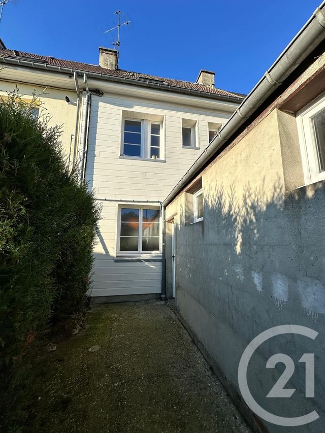 Appartement F4 à louer - 4 pièces - 65.0 m2 - PONT L EVEQUE - 14 - BASSE-NORMANDIE - Century 21 Bagot Immobilier