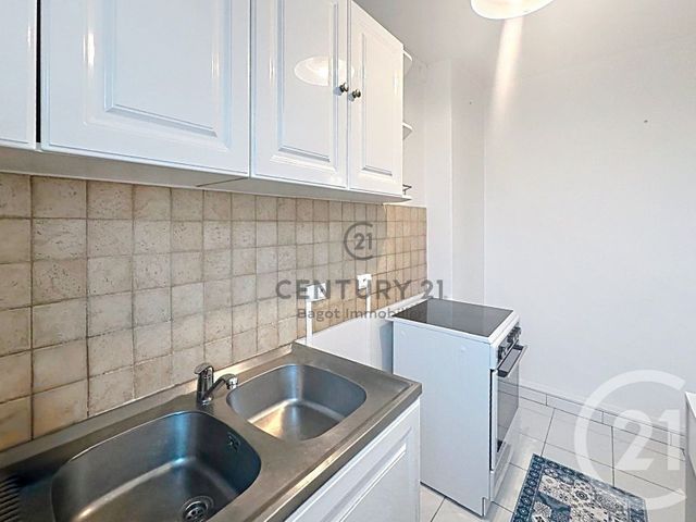 Appartement F4 à louer - 4 pièces - 65.0 m2 - PONT L EVEQUE - 14 - BASSE-NORMANDIE - Century 21 Bagot Immobilier