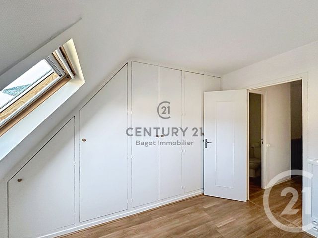 Appartement F4 à louer - 4 pièces - 65.0 m2 - PONT L EVEQUE - 14 - BASSE-NORMANDIE - Century 21 Bagot Immobilier